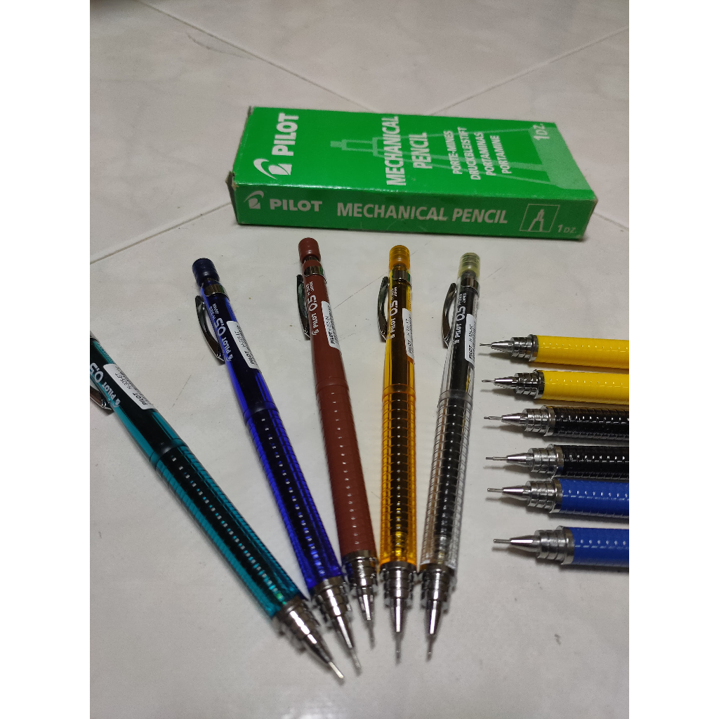 

PENSIL MEKANIK PILOT PROFESIONAL ( H - 325/327/329 ) UKURAN ISI 0,5/0,7/0,9MM