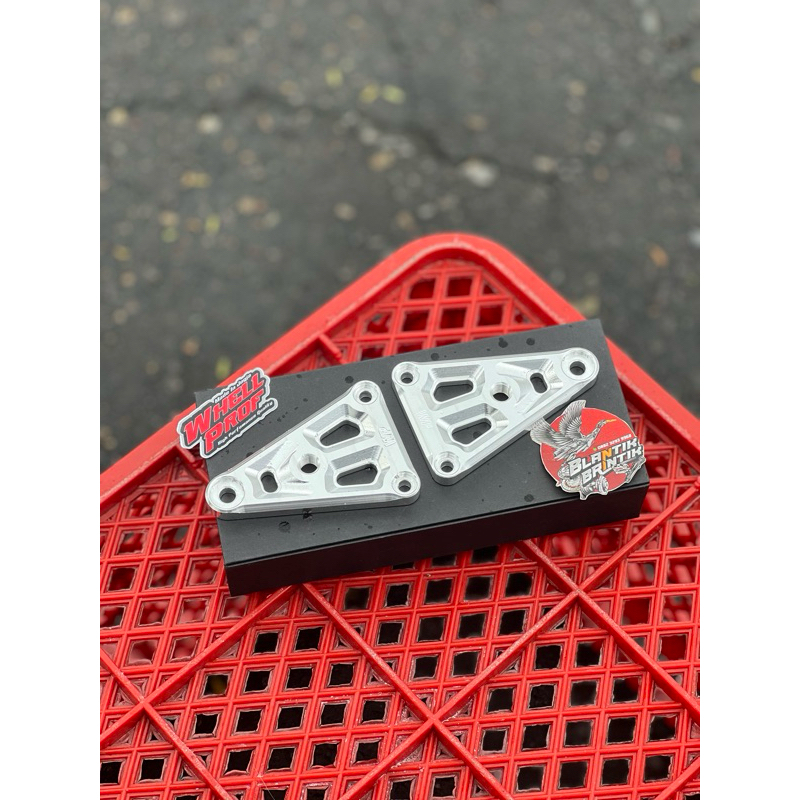 kupingan lampu gl100 cnc one b lampu standart merk whellprof / one b kupingan lampu k5 cnc kupingan 