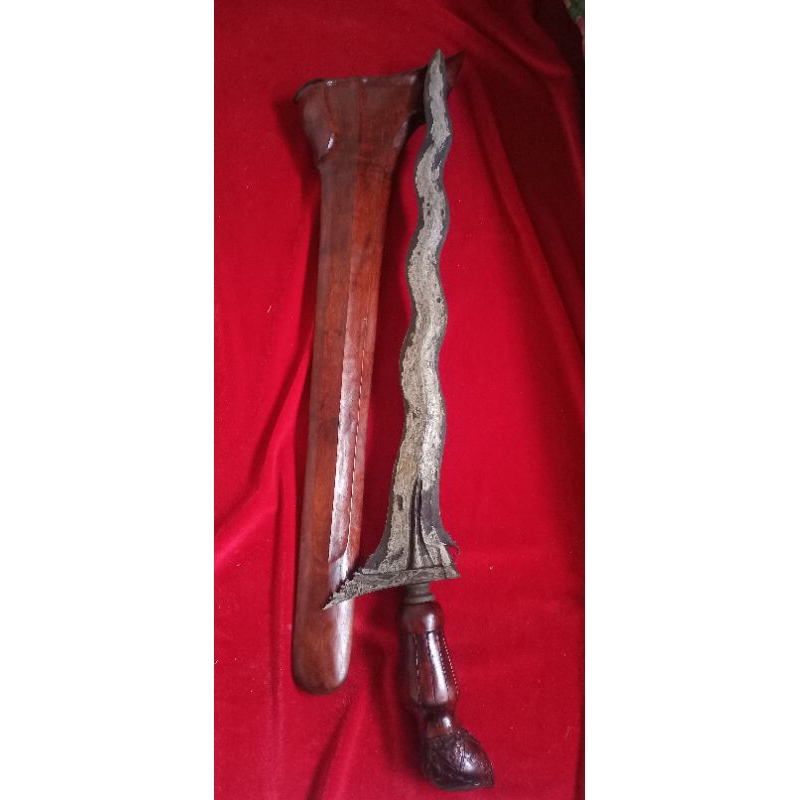 keris singosari luk 9