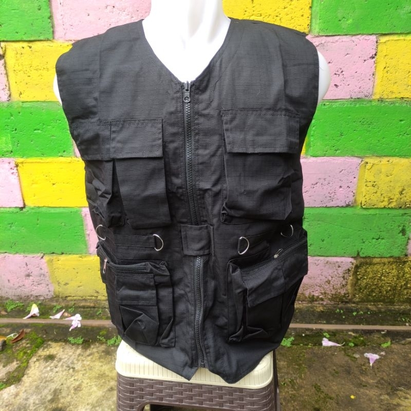 ROMPI BAHAN RIPSTOP CARGO TACTICAL VEST OUTDOOR WARNA HITAM