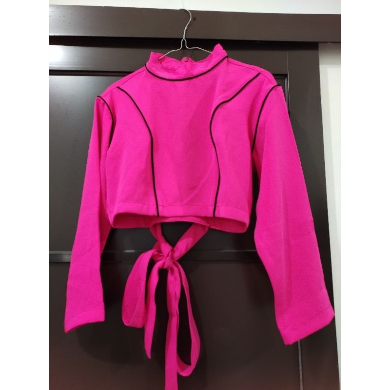 Erigo X Cropped Top Plattsburgh Fuschia Pink Magenta Atasan Turtleneck Kerah Longsleeve Lengan Panja
