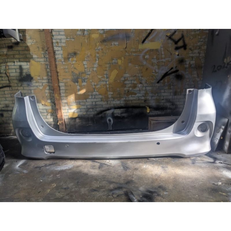 bemper belakang avanza veloz 2012 2013 2014 2015 2016 2017 2018 sekond original