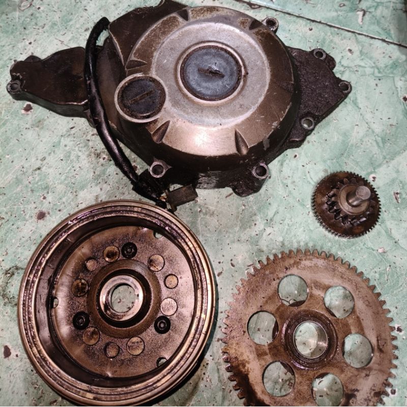 kalter spul magned magnet one way gigi penghantar set Kawasaki ZX 130cc barang masih bagus ORI bawaa