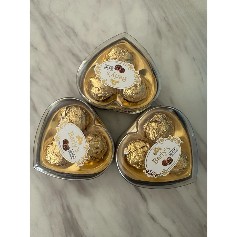 

Barly’s Hazelnut Wafer Ball Chocolate baryls Cokelat Valentine Kado Hadiah Ultah Valentine