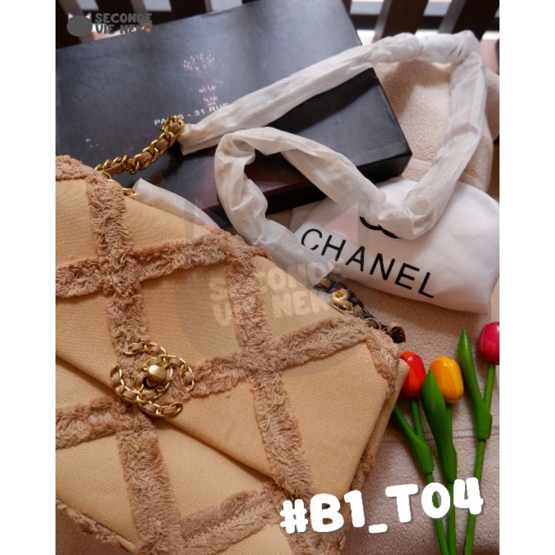 #B1_T04 - CHANEL 19 MEDIUM DENIM FLAP BAG BEIGE (PREMIUM LIKE AUTHENTIC)