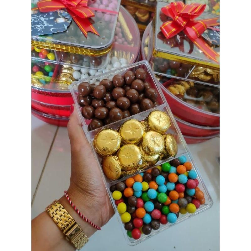 

Paket Parcel Coklat Lagie Sekat 3 Kode B1