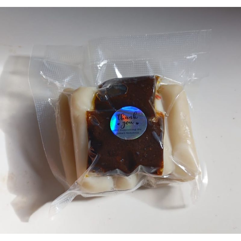 

Pempek sambel pedas tanpa ikan isi 10