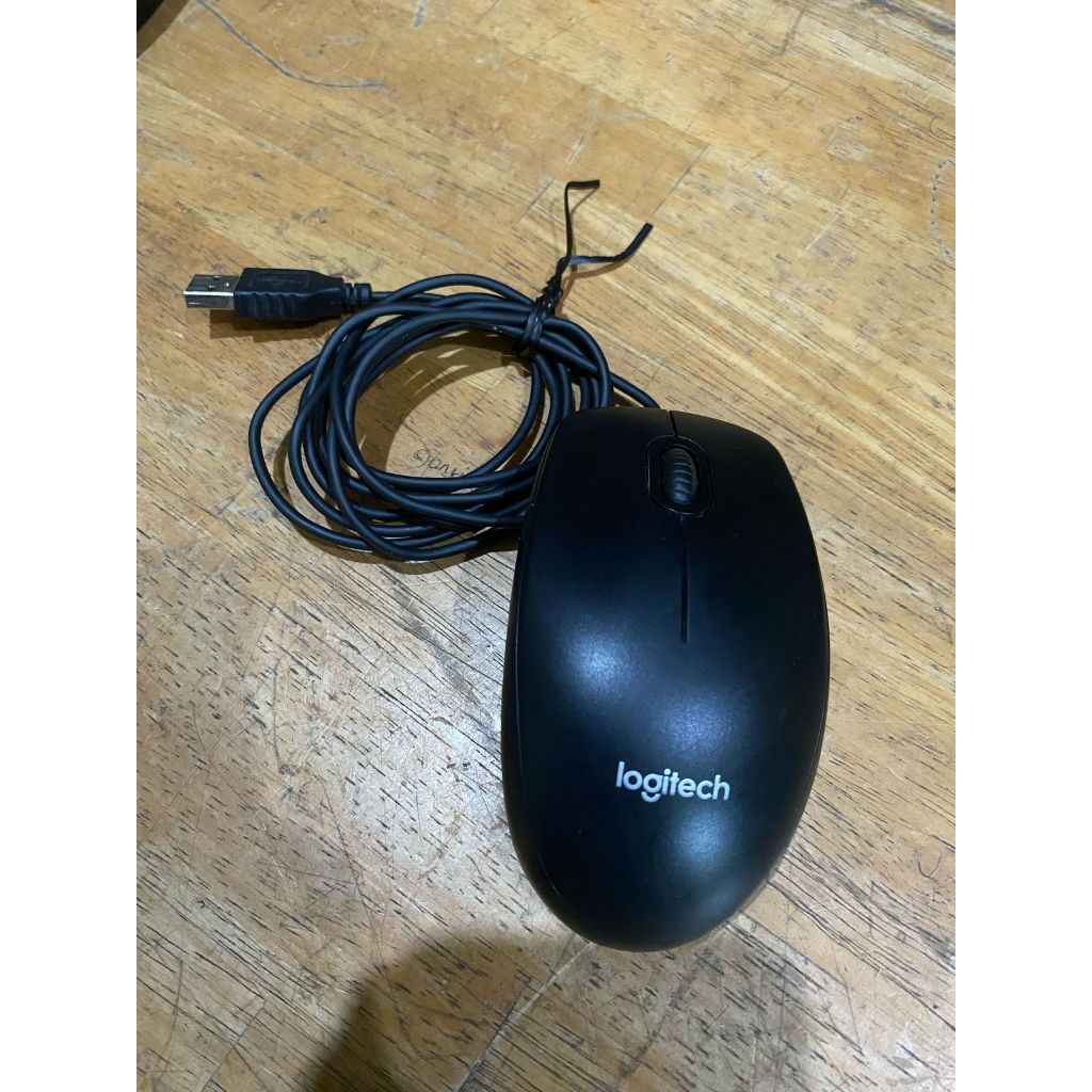 [Bekas Berkualitas] Keyboard dan Mouse Logitech bekas