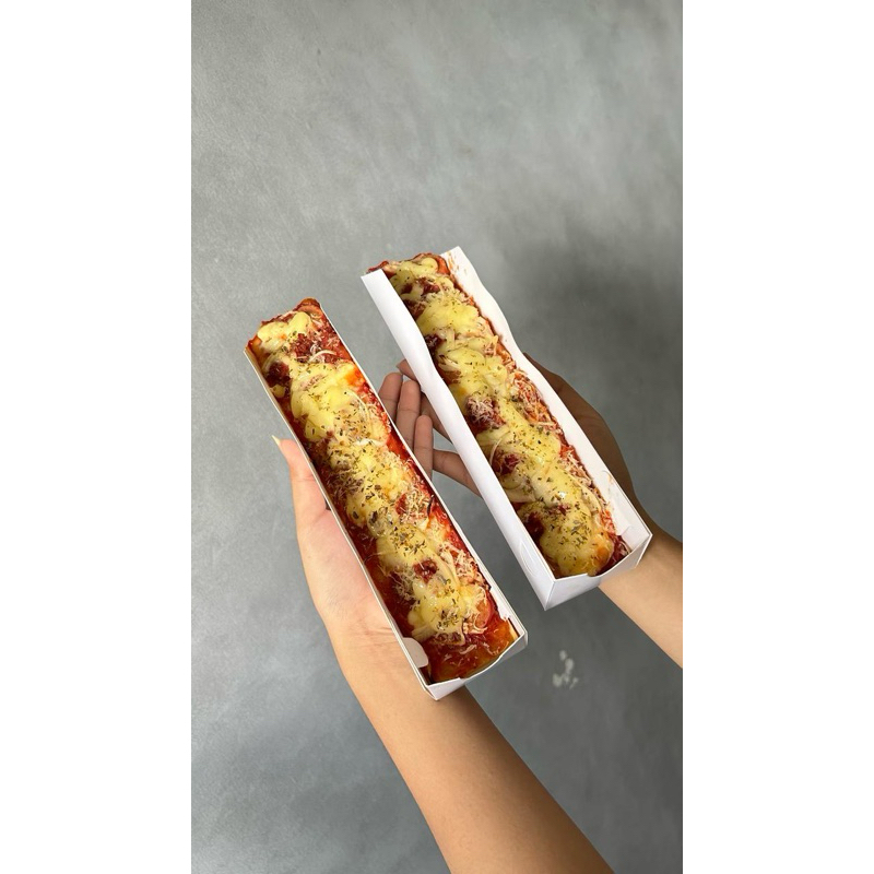 

pizzatto triosizzle panjang 25 cm matang (instan)