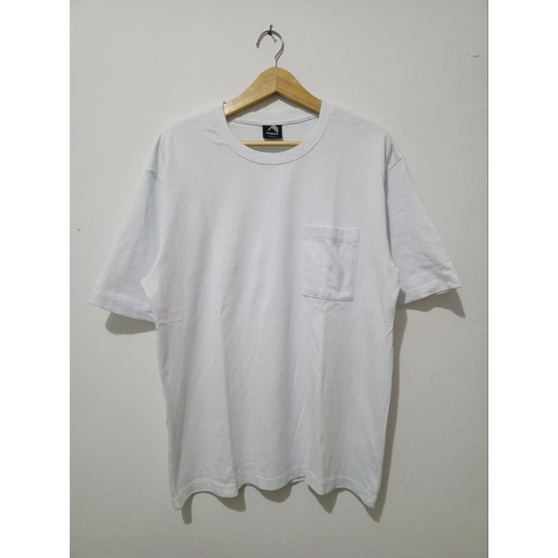 FieldCore white pocket tshirt kaos saku putih