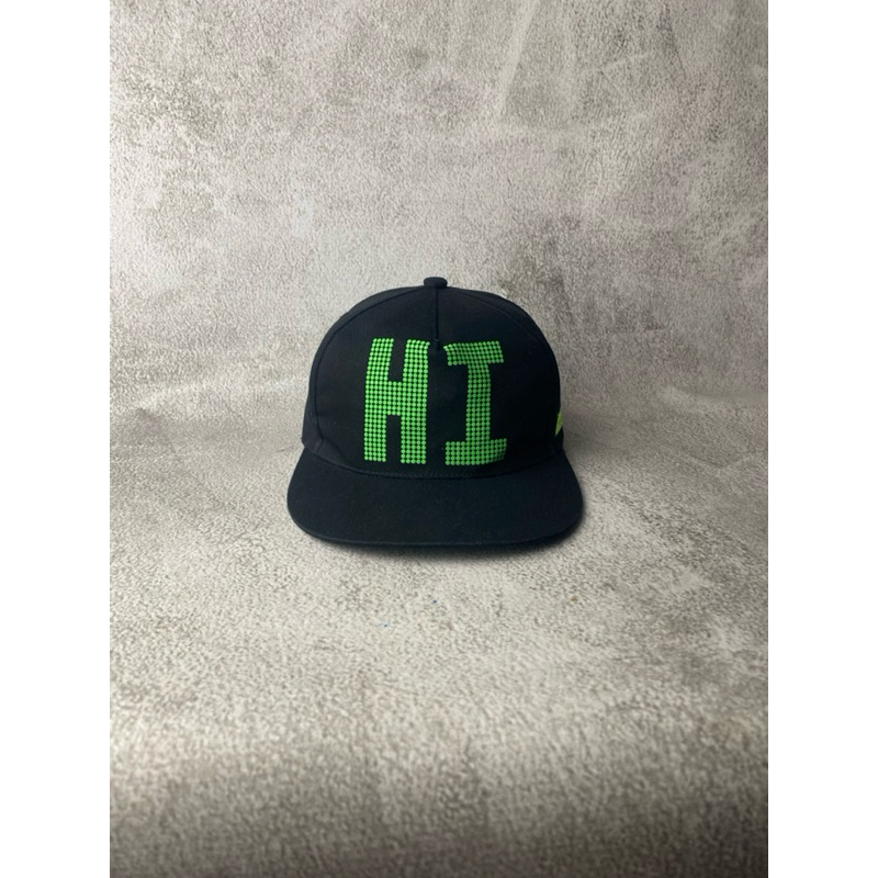 Topi Robin Ruth snapback