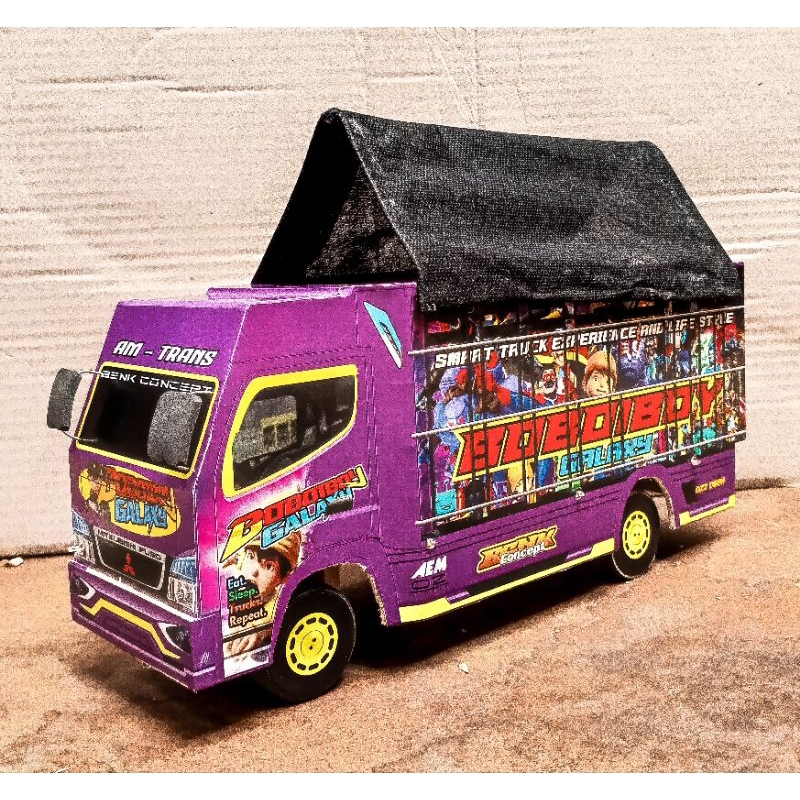 Mainan truk oleng miniatur truk oleng