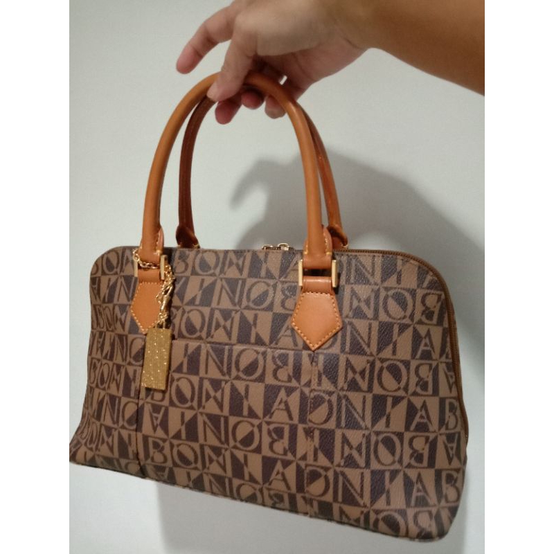 TasBoniaOriginalTasBoniaMonogramTasAlmaSignatureTasPreloved