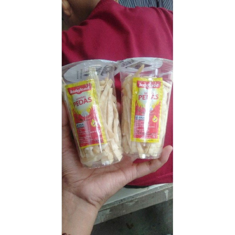 

camilan pangsit