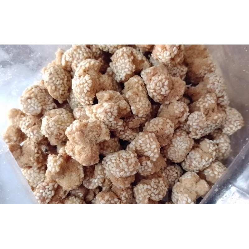 

MAKANAN RINGAN / CEMILAN / JAJANAN ONDE - ONDE KETAWA KEMASAN 250 GR