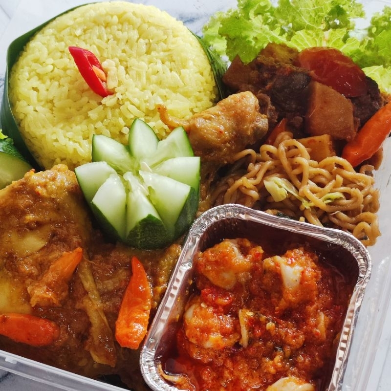 

Nasi Kuning Premium