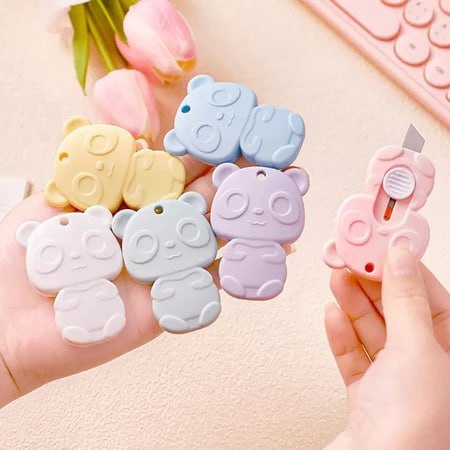 

Lumiso - Pisau Cutter Mini Lucu Motif Bear Beruang Lucu / Pisau Cutter Pemotong Kertas Serbaguna Aneka Bentuk PS02