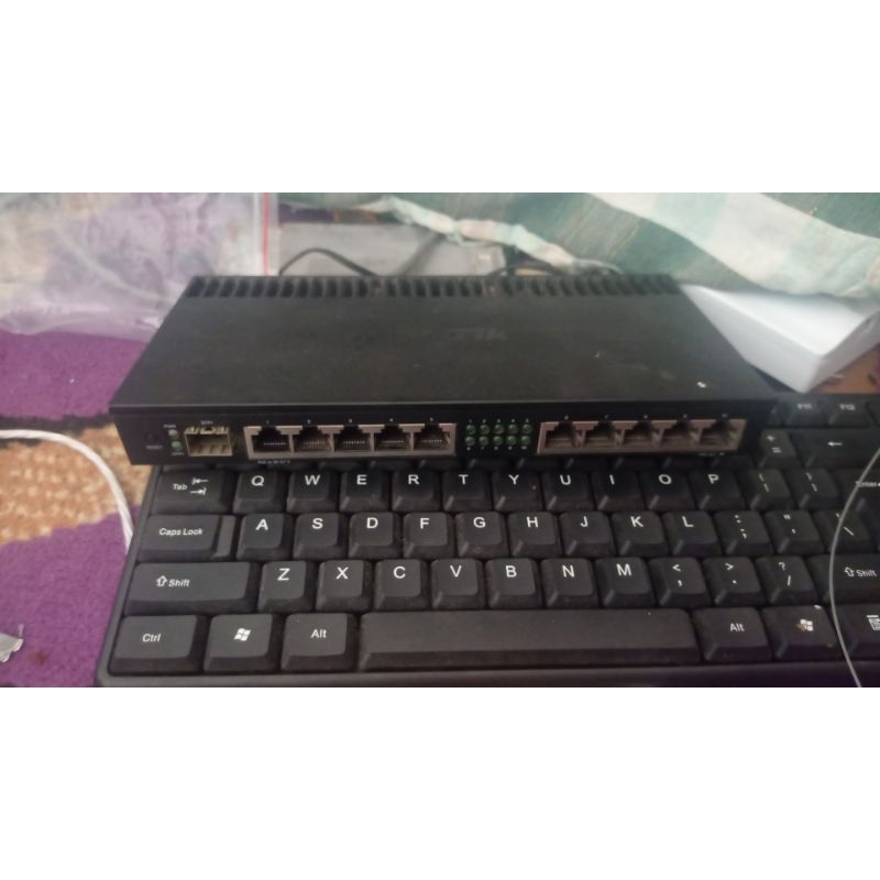 4011 level6 kelengkapan adaptor mikrotik sama kuping