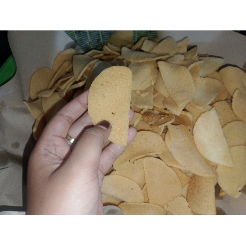 

KERIPIK GETAS ATAU KEMPLANG KHAS GRESIK