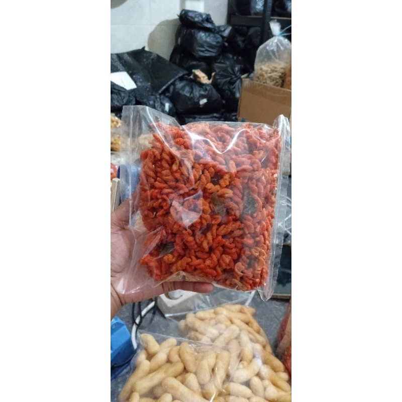 

Makaroni spiral pedas 250gram