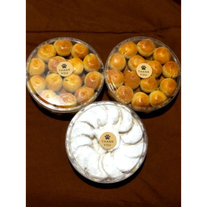 

NASTAR, PUTRI SALJU, KASTENGEL (toples ukuran 250 ml)