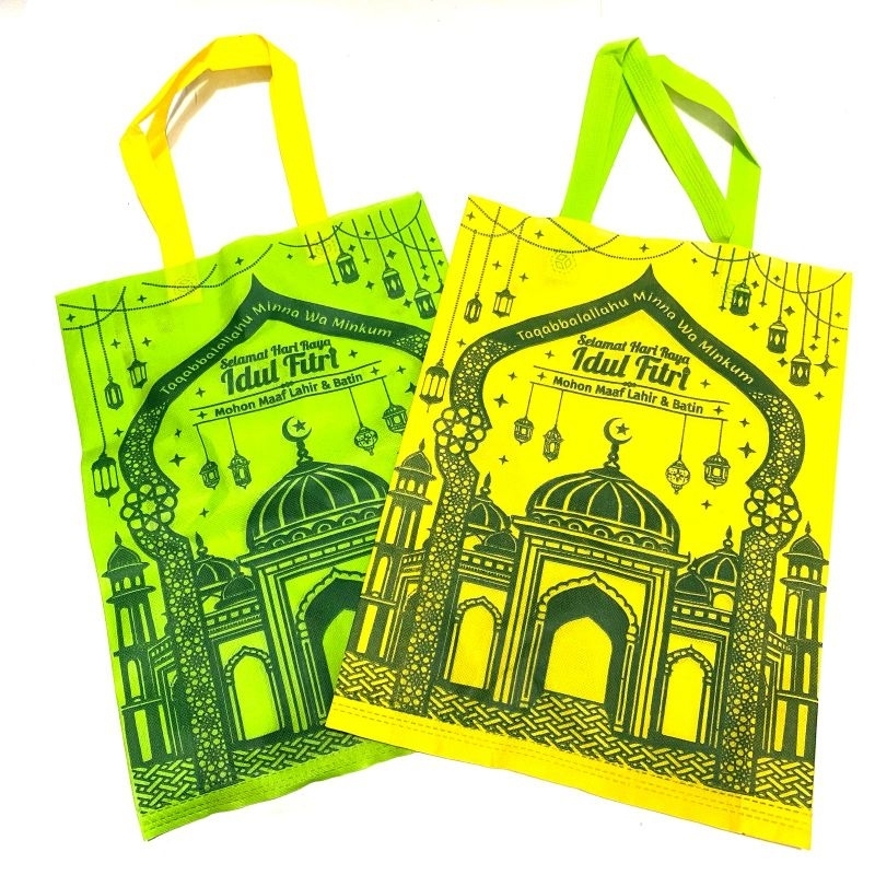 

Tas Spunbond Lebaran Motif Sablon 2 Sisi Ukuran Medium 40x30x8cm Untuk Sembako THR Fitrah Tas Hampers Lebaran Tas Terbaru