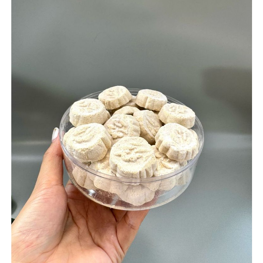 

KUE SETU ASLI KACANG HIJAU TANPA PENGAWET 100 GR / KUE SETU KACANG HIJAU/KEMASAN SACHET