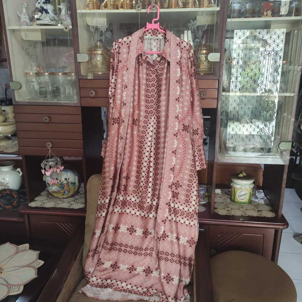 [PRELOVED] Heena Midi Dress Heaven Light Size M