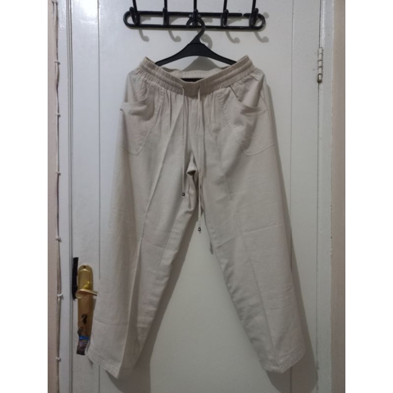 Celana Panjang Kulot Wanita Ivory Graphis Preloved