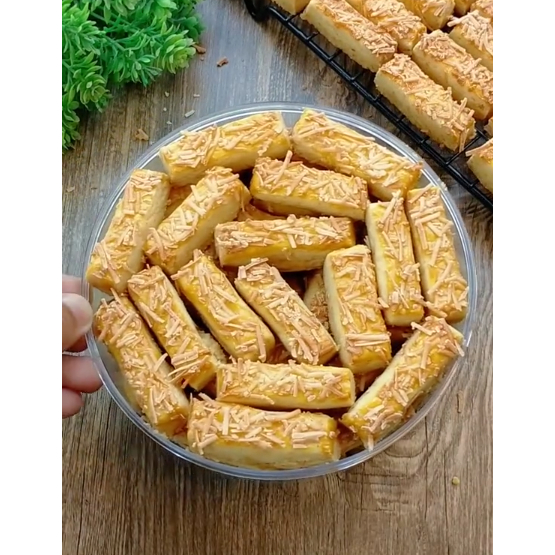 

Kastengel Keju 250 gram PREMIUM UNTUK KUE LEBARAN DAN PARCEL