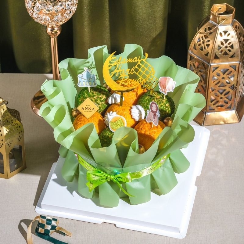 

Kue Soes Bouquet Craquelin Edisi Ramadhan / Buket Kue Soes Craq Basah Idul Fitri / Hampers Lebaran & Idul Fitri Lucu Bagus