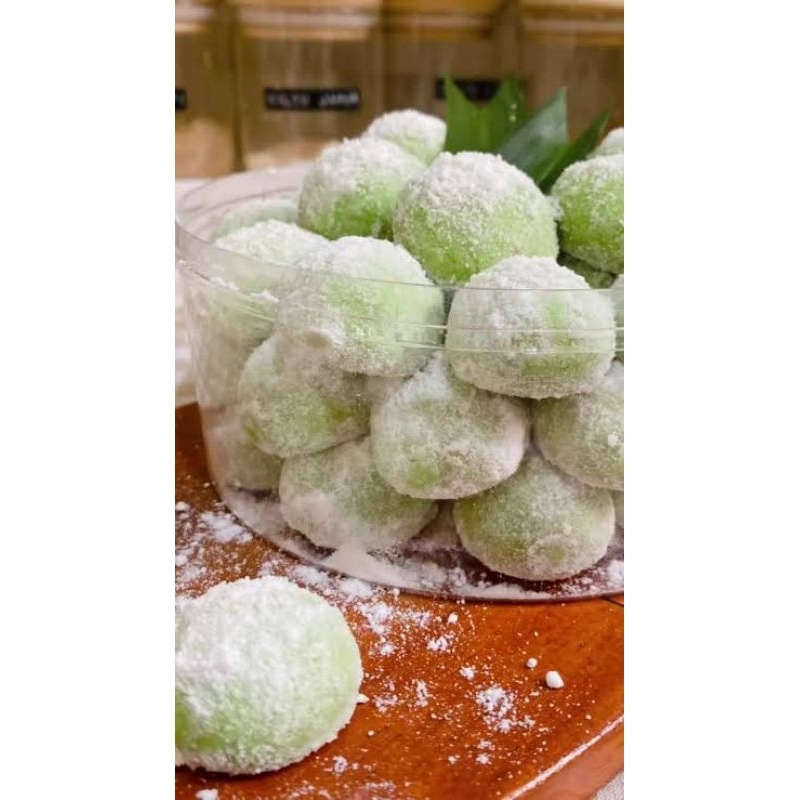 

putri salju lumer bulat /bola putri salju