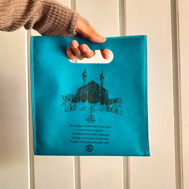 

GODIE BAG OLE-OLE HAJI UMROH GAMBAR KAKBAH