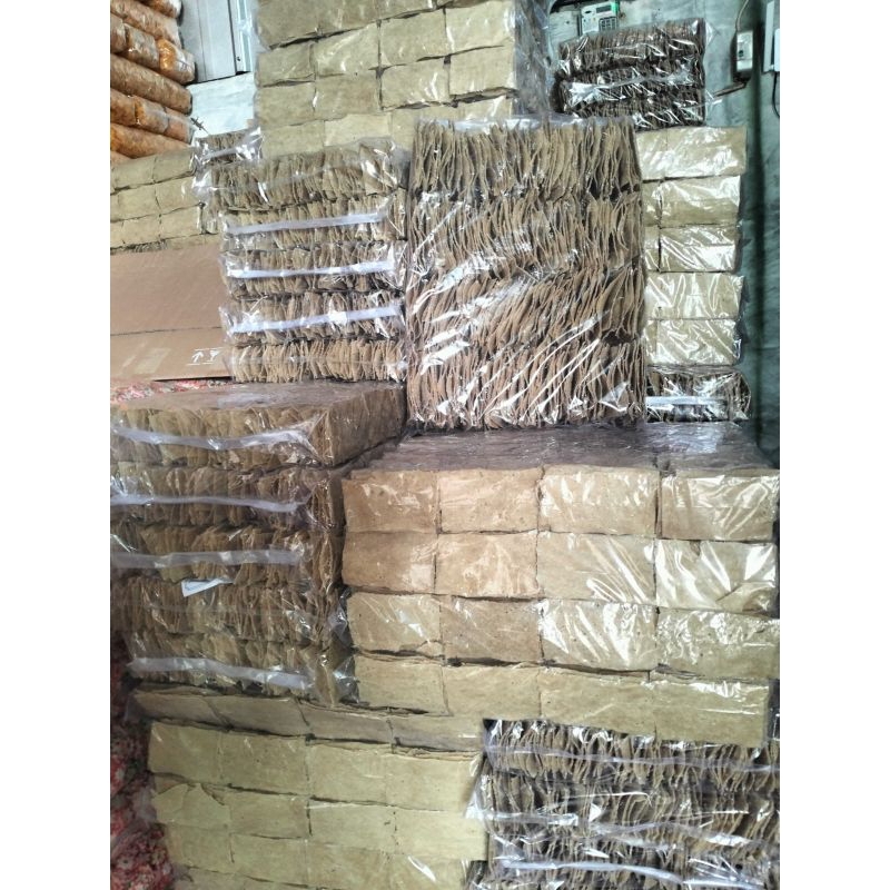 

KERUPUK GENDAR GURIH DAN BERKWALITAS