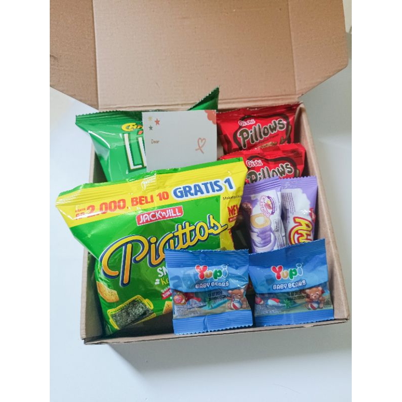 

Snack Box/Hampers wisuda Acara Kado mahasiswa/pelajar
