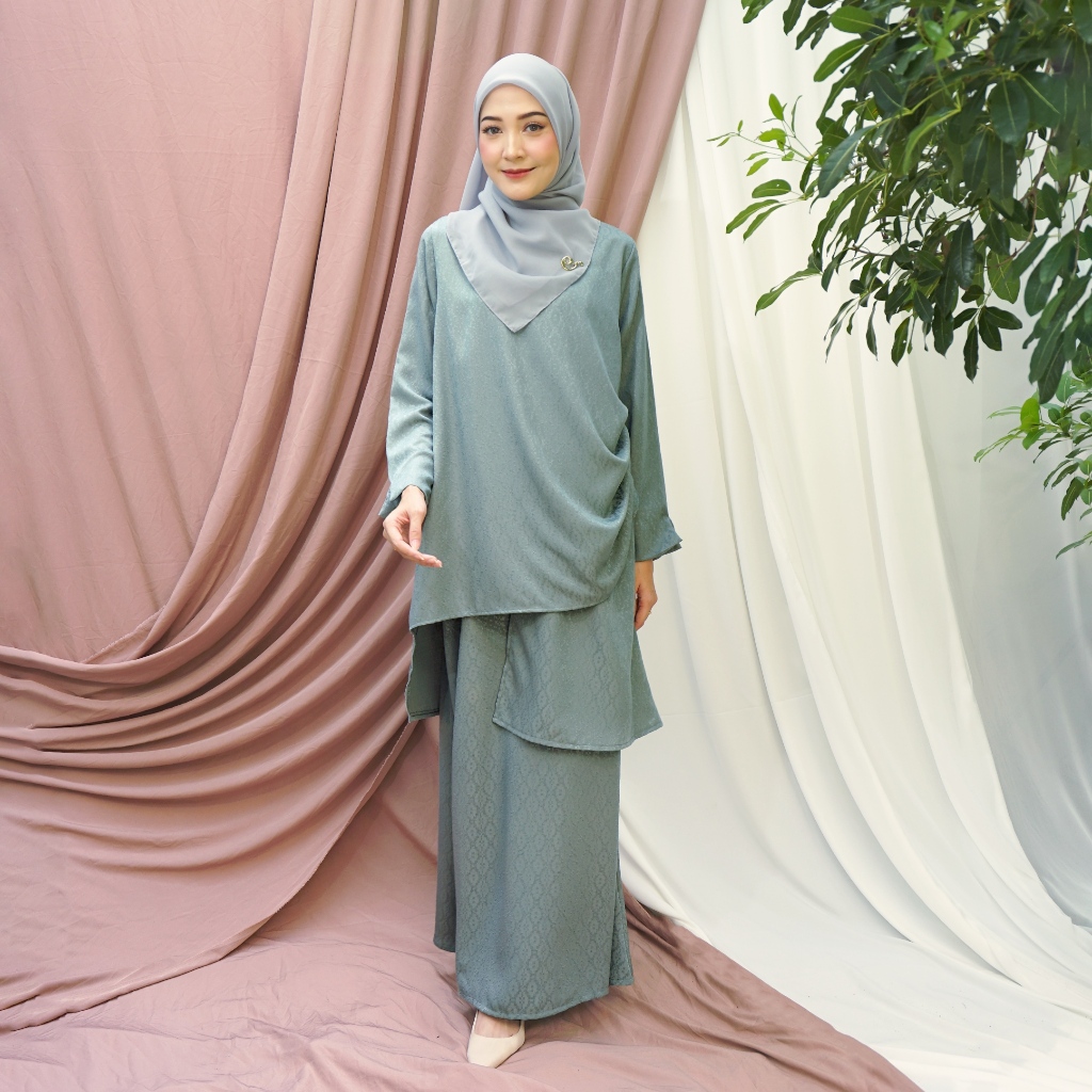 Ederra Nuansa Set / Set Wanita