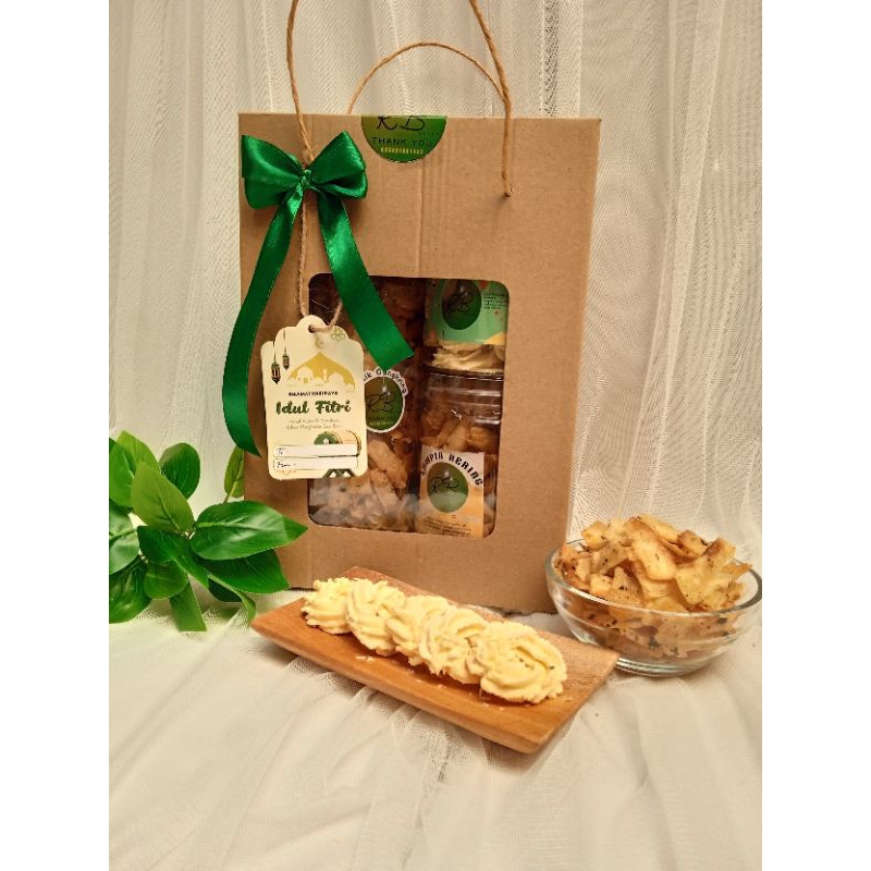 

HAMPERS REGULER EFLUTE BY RB HAMPERS IDUL FITRI