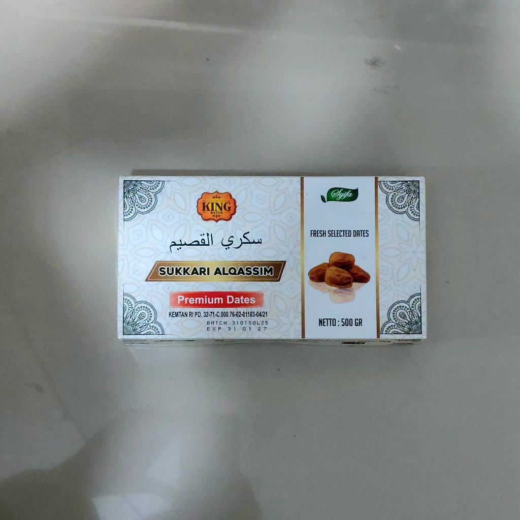 

Kurma Sukkari 500 gram Al Qassim King Dates Kurma Premium