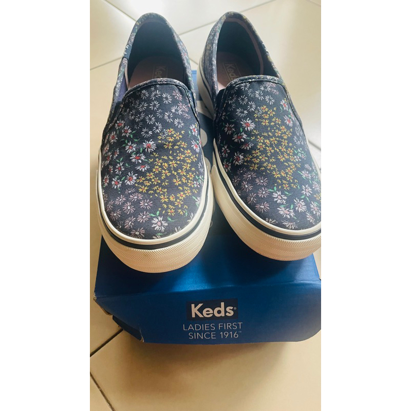 Sepatu Keds