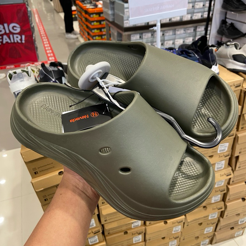 Nevada sandal slop pria bahan sangat empuk dan nyaman