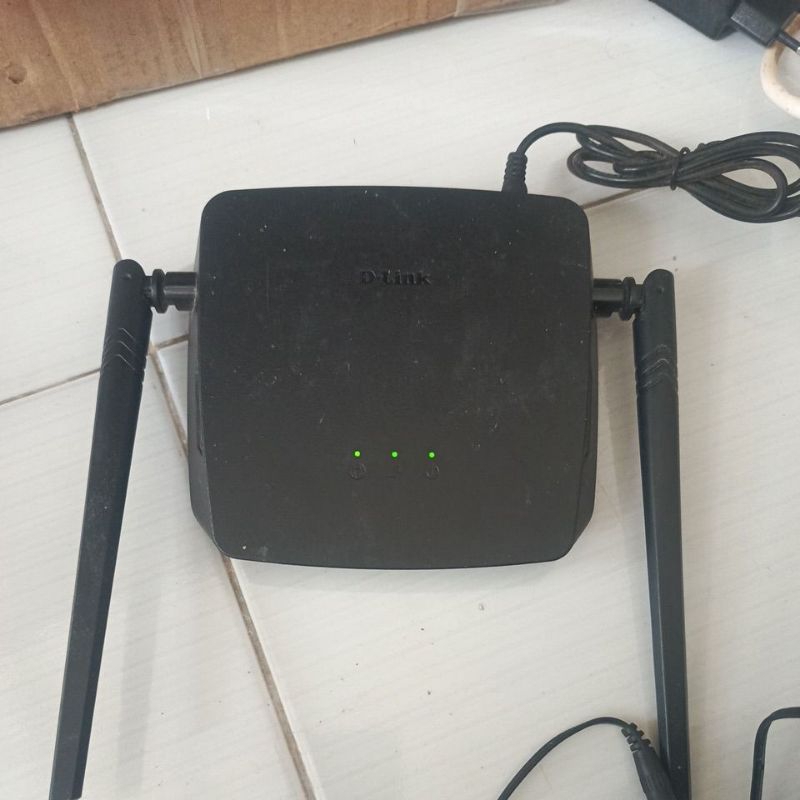 ROUTER DLINK DIR- 612. BEKAS MIGRASI