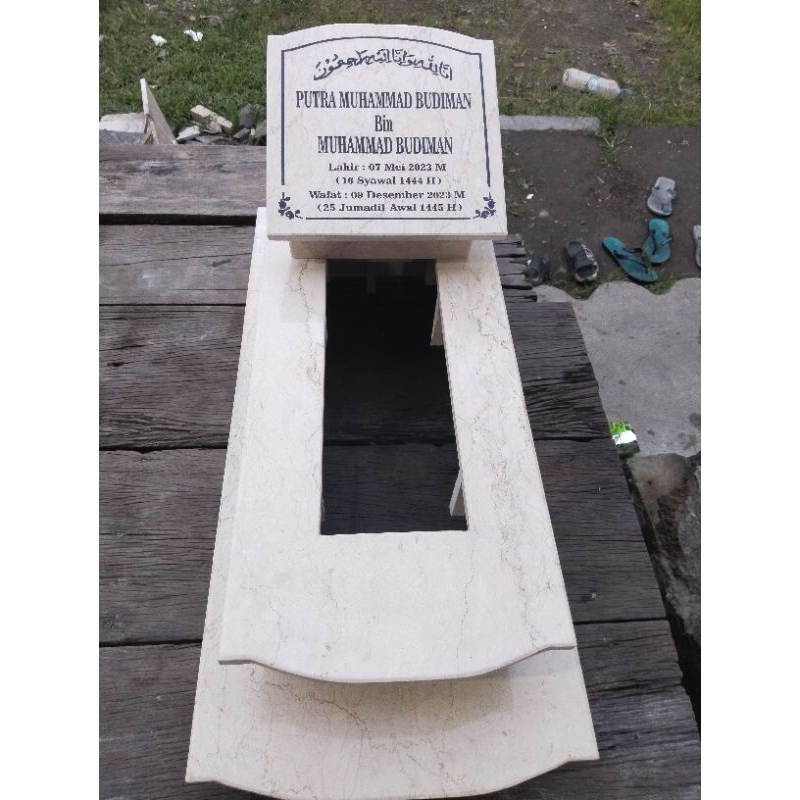 BATU NISAN CASING MAKAM ANAK 2 TINGKAT