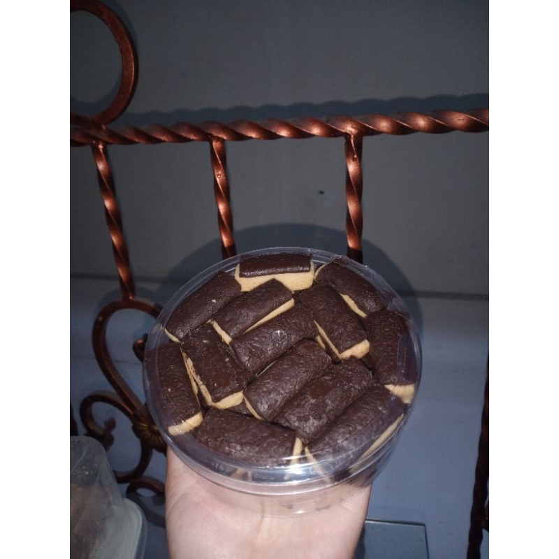 

KUKER LEBARAN TOPLES 250-500 GR