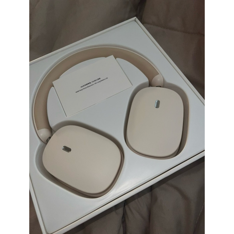 Preloved headphone baseus bowie H1