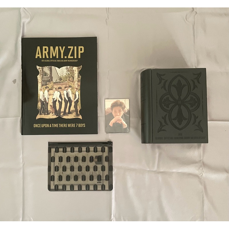 [Preloved] BTS ARMY Membership Kit 7th (BTS Book Lamp)