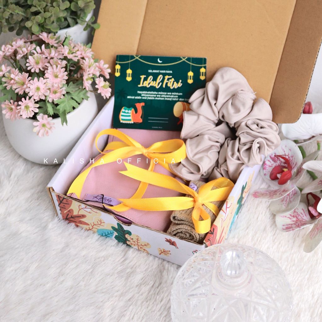 

Hampers Hijab / hampers Jilbab / Hampers Lebaran / GiftBox / Birthday / Hampers Kado By