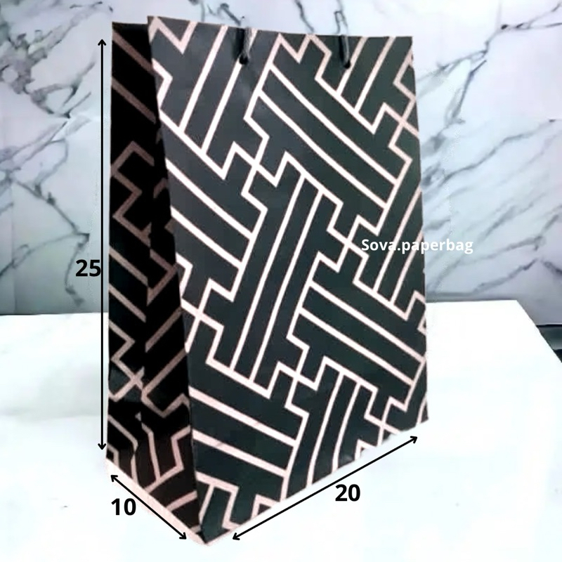 

Paperbag Motif Minimalis 20x10x25cm Premium / Paper Bag Tas Kado Kertas Kotak Sepatu Besar Souvernir Aesthetic Tebal R6 Panjang