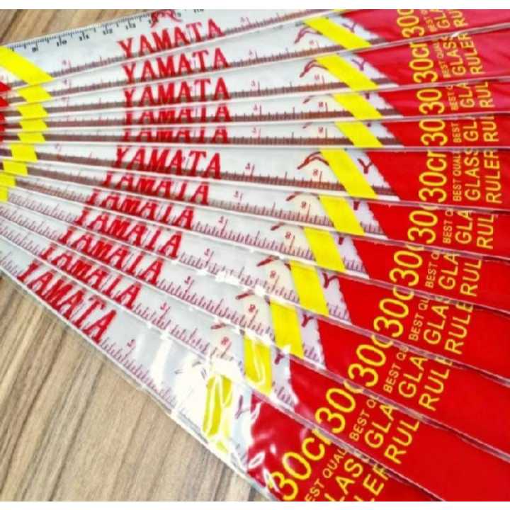 

Penggaris Plastik 30 cm YAMATA 801(12 PCS)