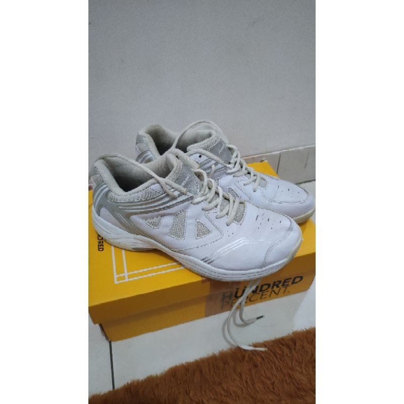 sepatu badminton Kawasaki second