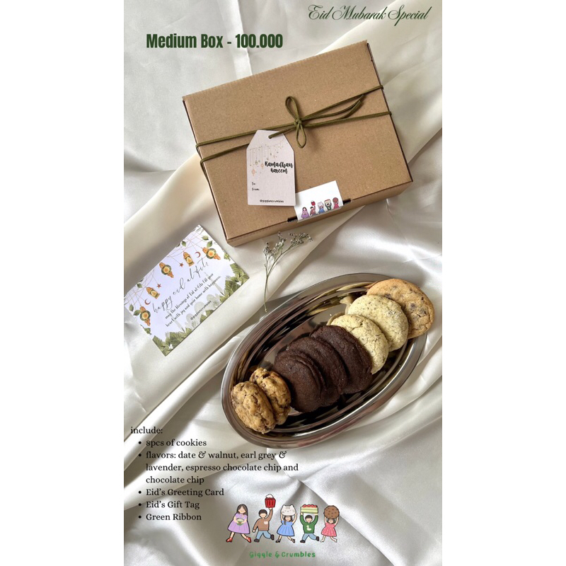 

Giggle & Crumbles - Medium Box Soft Cookies Hampers Lebaran - Kue Kering Kukis